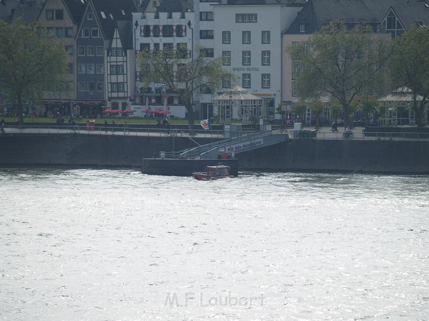 Uebungsfahrt Loeschboot und Ursula P06.JPG